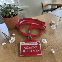 Nöbetçi Öğretmen Yaka Kartı - MEB Logolu Askı İpli Set