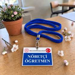 Nöbetçi Öğretmen Yaka Kartı - Çift Taraflı PVC Kaplı Suya Dayanıklı Boyun Askılı Nöbet Kartı
