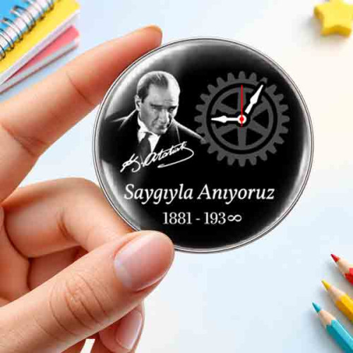 10 Kasım Atatürk'ü Anma Rozeti - Saat 09:05 Detaylı, İmzalı Atatürk Portreli Saygıyla Anıyoruz Buton Rozet 10 Kasım Atatürk'ü Anma Rozeti - Saat 09:05 Detaylı, İmzalı Atatürk Portreli Saygıyla Anıyoruz Buton Rozet